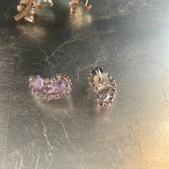 Gorgeous 4 pairs of clips screw backs and pierced - Picture 5 of 5